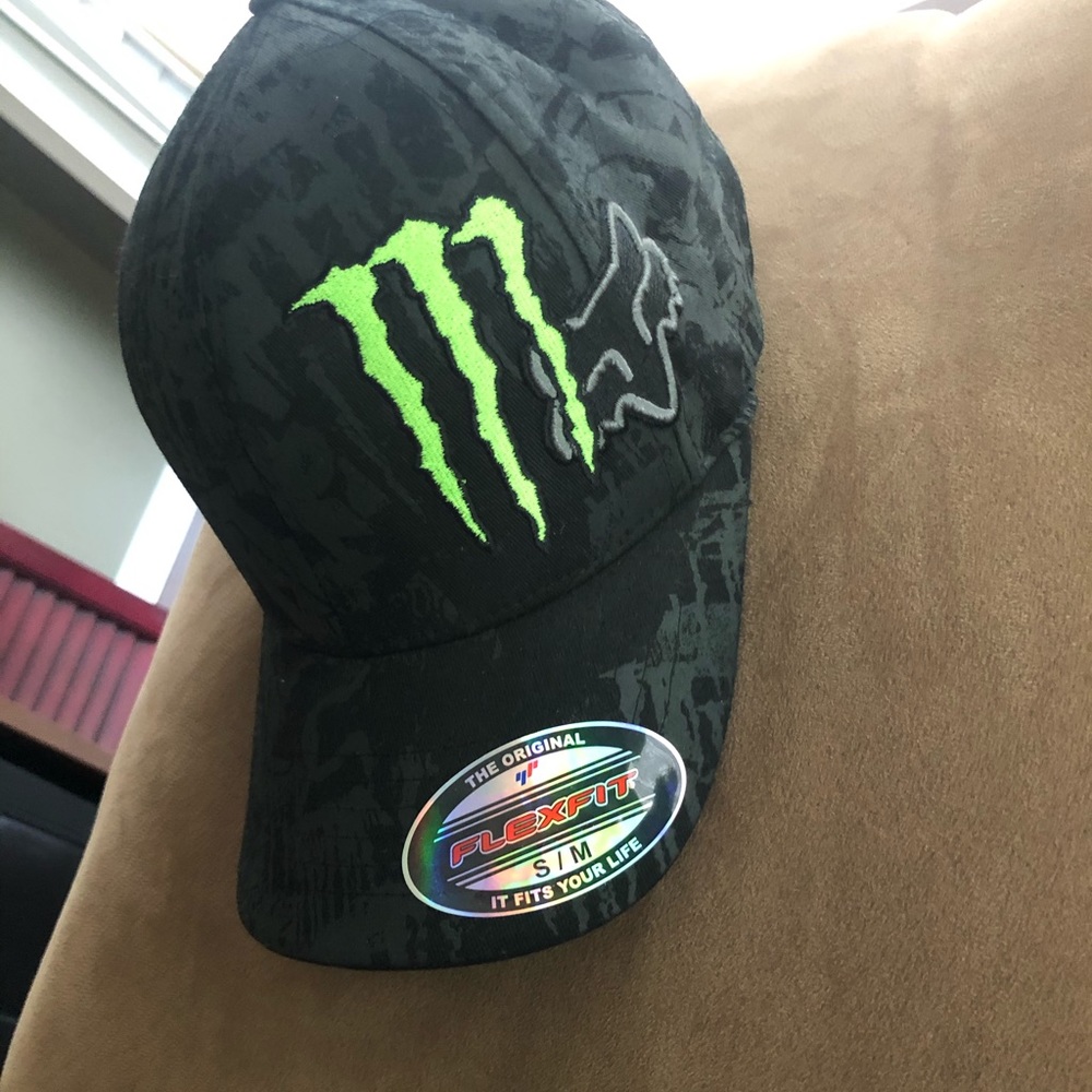 Hats - Picture 4 of 8